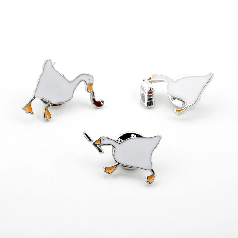 

Swan Smoke Pins Goose Clutch Stick Radio Brooch значки Shirt Bag Lapel Badge 1pc Wholesale Aesthetic Enamel Pin Jewelry Gift