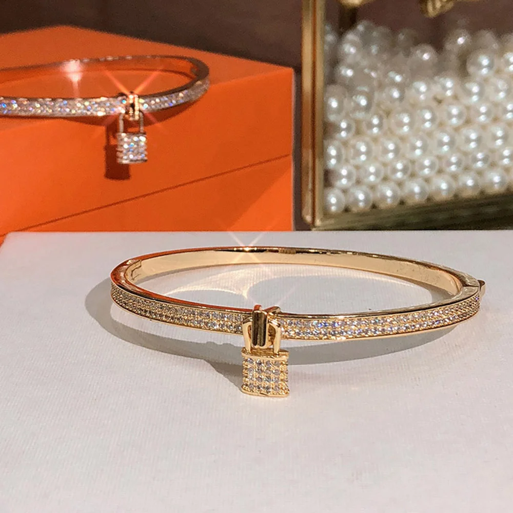 

Popular Brand Cuff Lock Love Bracelet High Quality 5A Zircon Gold Material Fashion Women's Exquisite Fairy Silver Tous Jewelry