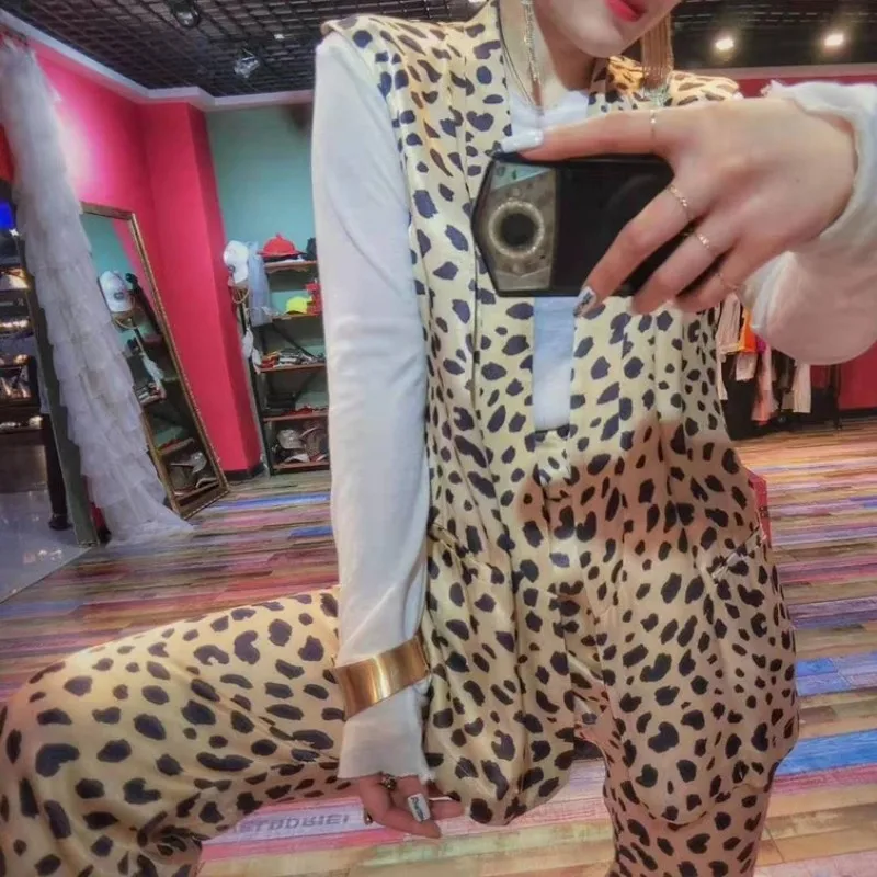

Streetwear Women Clothes 2021 Fashion Leopard Suit Two Piece Sets Summer Office Ladies Elegant Vest Pants Matching Set Outfit