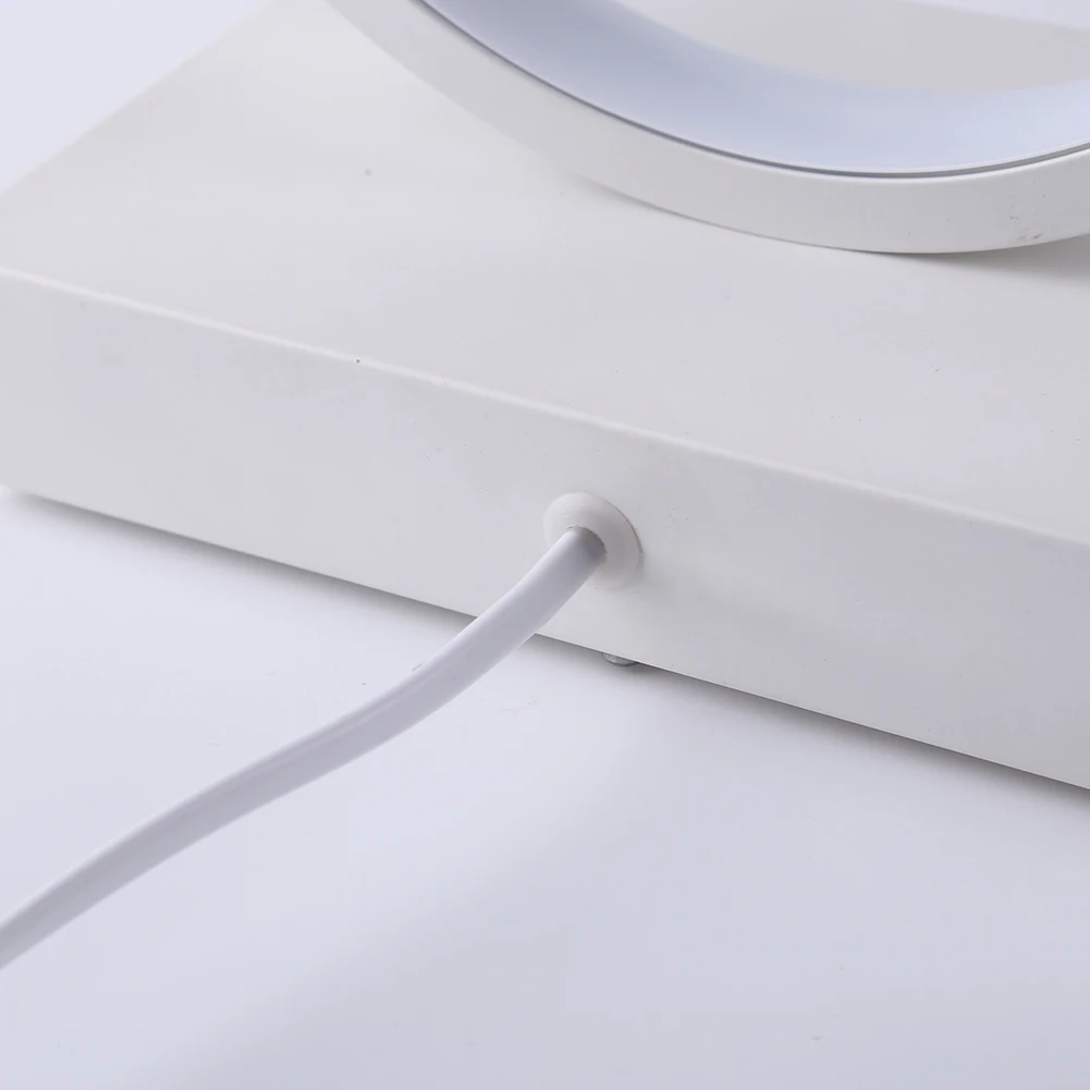 

Modern LED Spiral Table Lamp 8 Shaped Acrylic Curved Light Minimalist Decoration Living Room Table Lamp Simple Reading