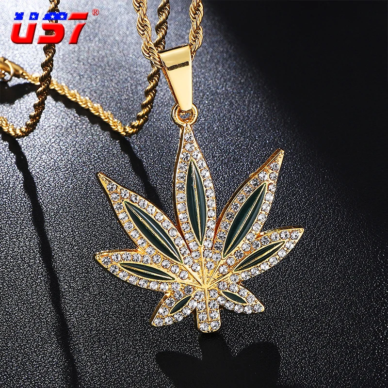 

US7 Maple Leaf Pendant Necklace Iced Out Crystal Zircon Rhinestones Weed Maple Pendant For Men&Women Hip Hop Rapper Jewelry