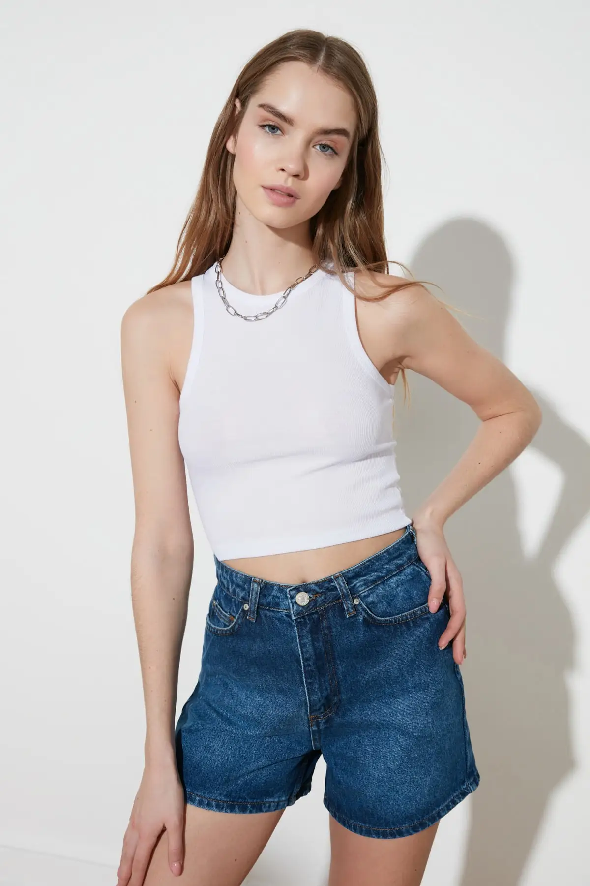 Базовые джинсовые шорты trendwestern TWOSS20SR0297 | Женская одежда