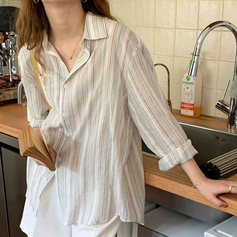 

Vintage Button Up Shirt Blouse for Women Korean Fashion Fall Clothes Long Sleeve Striped Blusas Collared Cardigan Retro Clothing