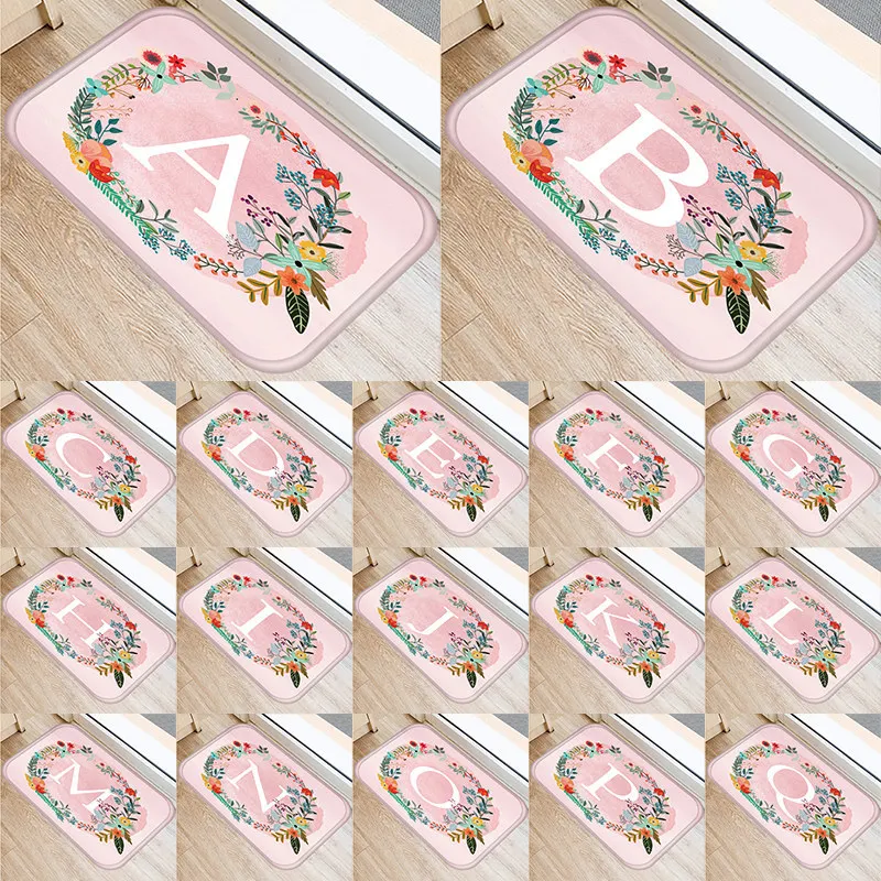 Розовый с цветочным и буквенным для кухонной входной двери коврик из бархата