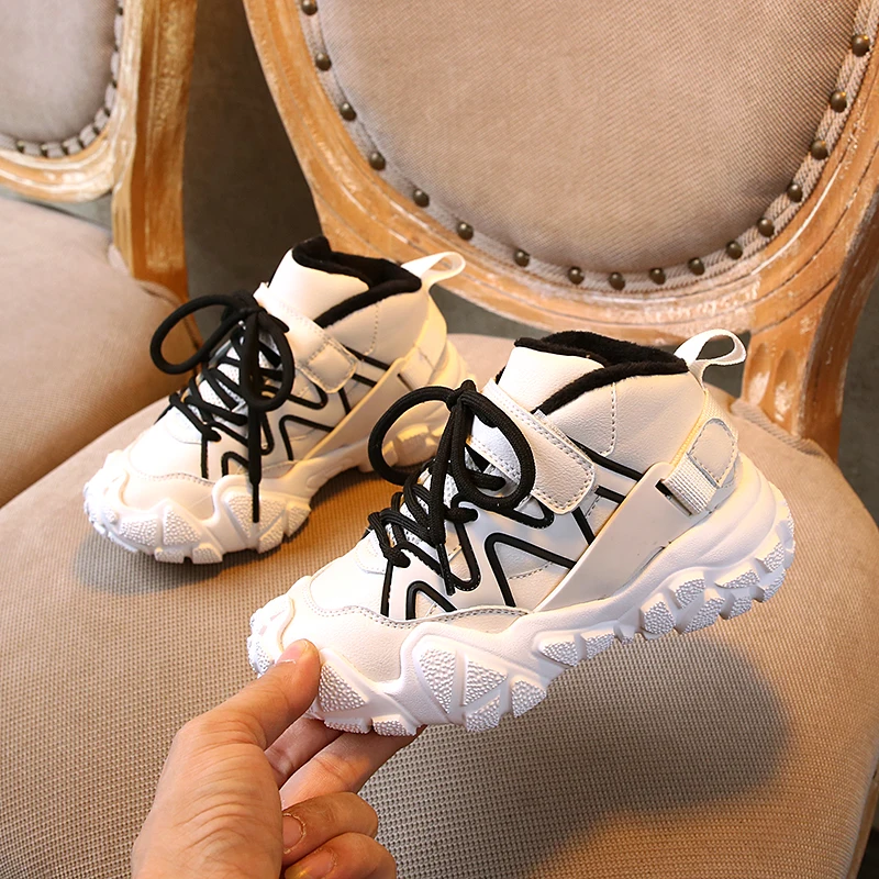 Детская обувь для больших мальчиков спортивная бега кроссовки девочек модная