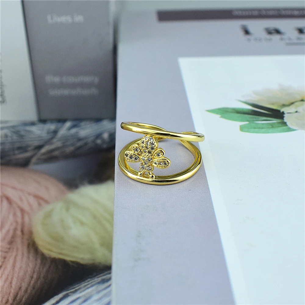 Золотое кольцо в стиле Ins простое креативное классическое с пчелиным цирконием