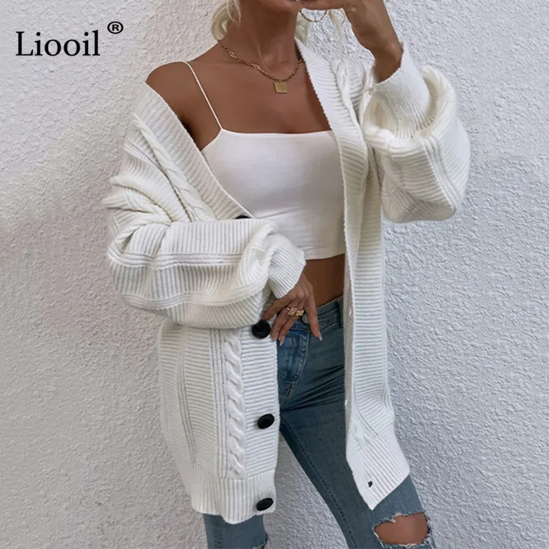 Женский трикотажный кардиган в рубчик с длинным рукавом на пуговицах |