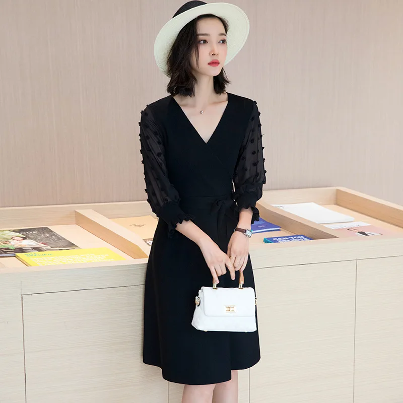 

Retro super fairy net white Hepburn Yujie cross v-neck perspective popular dress white