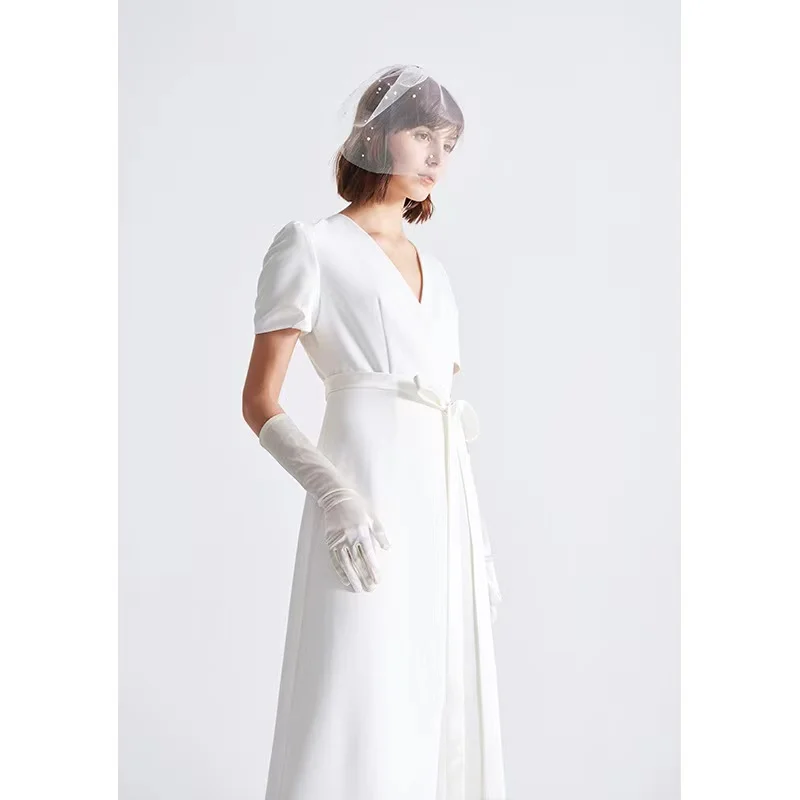 Элегантные дешевые простые белые мягкие атласные свадебные платья пляжные