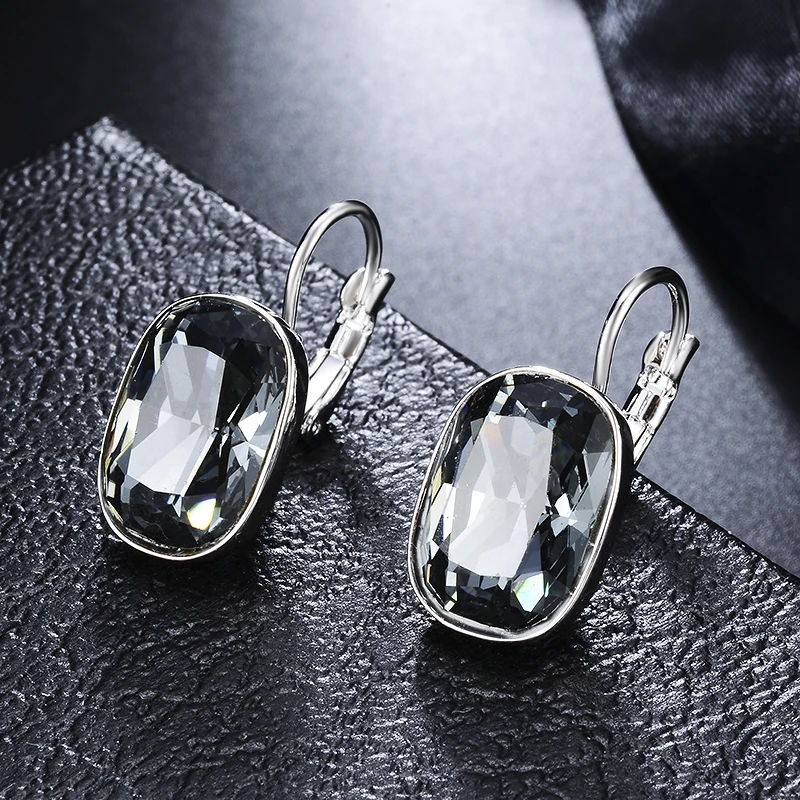 

MAIKALE Geometric Square Vintage Earrings Copper Stud Earrings Exaggerated White Black Austrian Crystal Long Earrings For Women