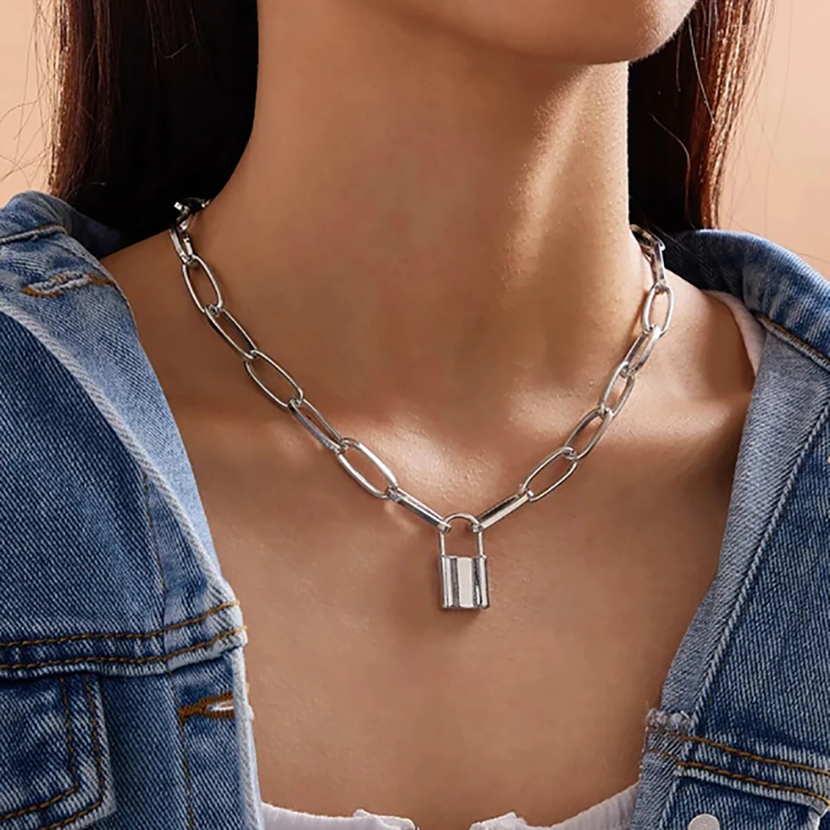 

SHIXIN Punk Simple Padlock Pendant Necklace Hip Hop Lock Necklaces for Women Chunky Necklace Chain on the Neck