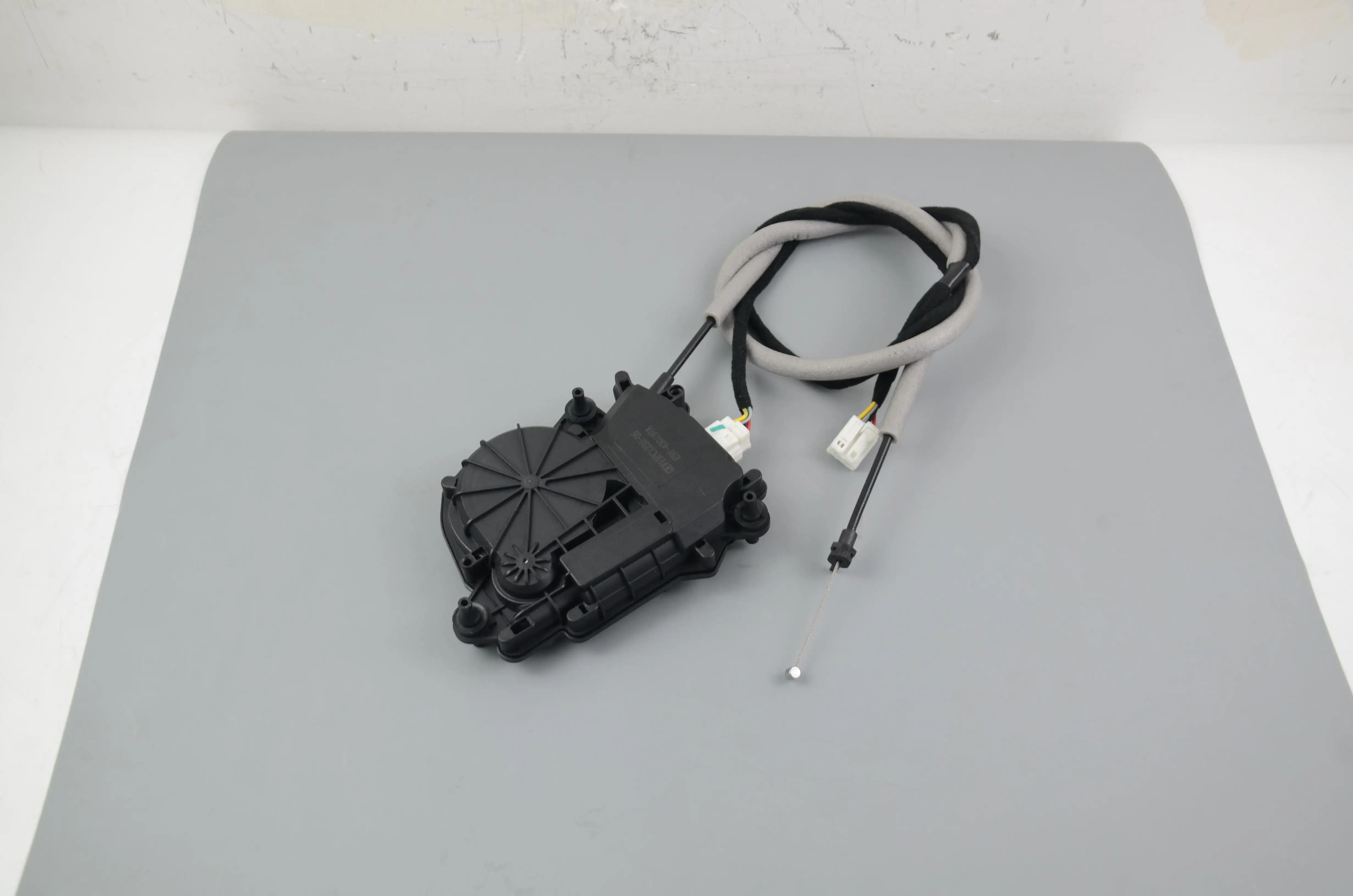 

AP03 Trunk Lid Power Lock Drive Mechanism for BMW 5 Series [2009-2016] M5 [2010-2016]