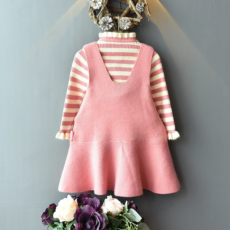 Комплект одежды для девочек из 2 предметов жилет платье свитер в полоску на весну