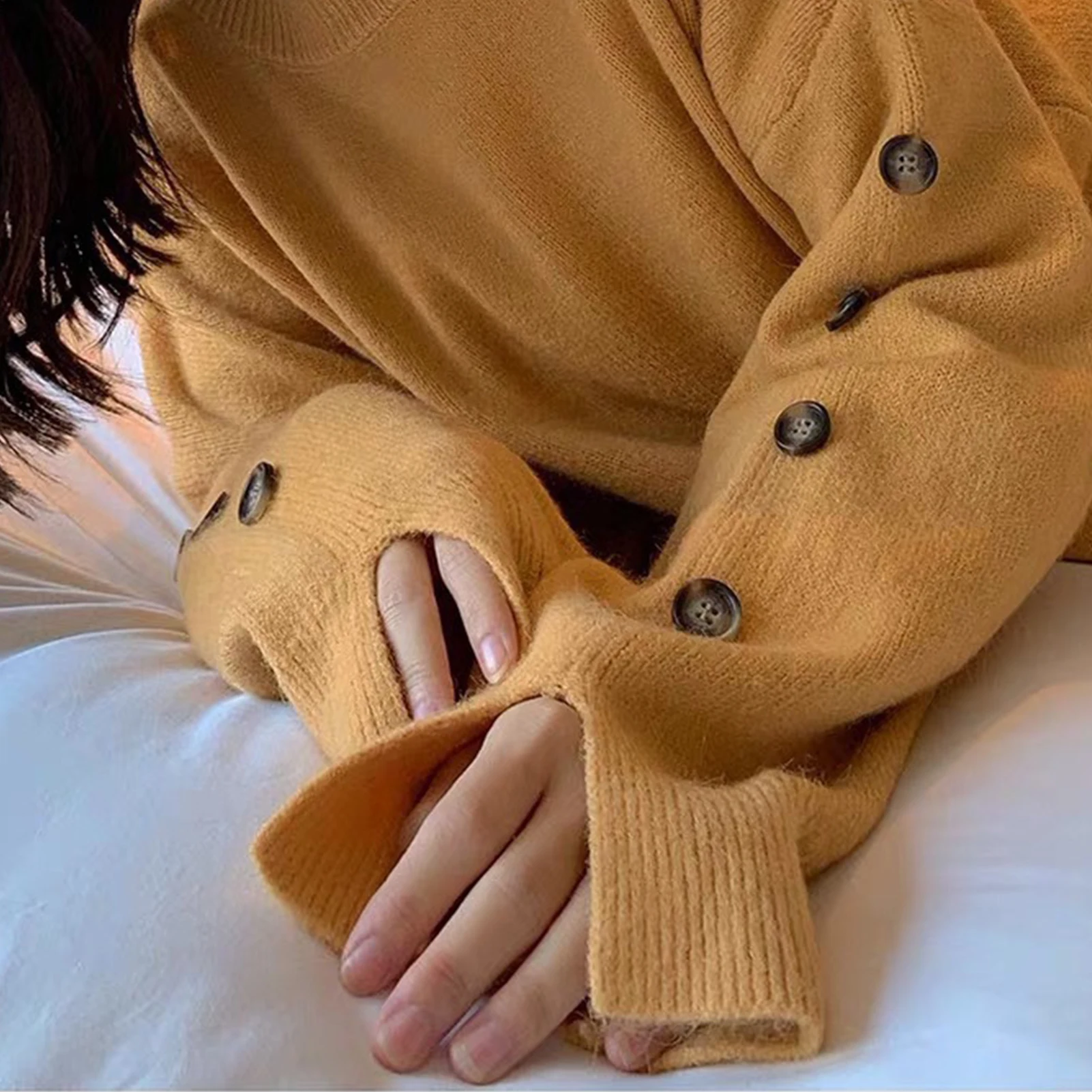 

2020 new Women Winter Loose Top Pullover Chic Jumpers Button Decor Knitwear Casual Sweater weatshirts Long Sleeve Jumpers tops