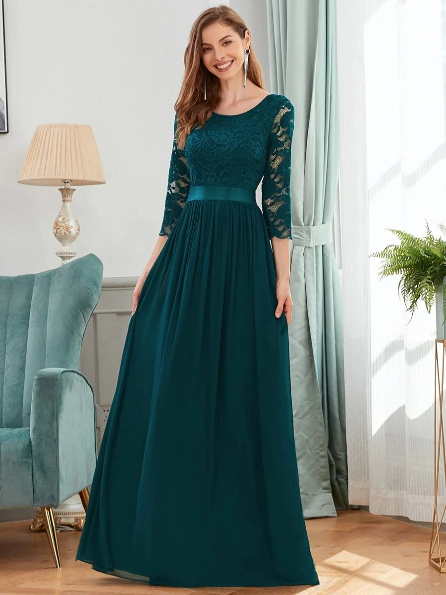 

Elegant Empire Waist Wholesale Bridesmaid Dresses with Long Lace Sleeve