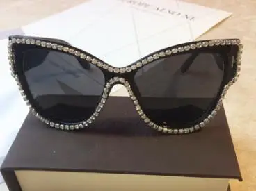 

Big Frame Sunglasses For Ladies Exaggerated Metal Sunglasses Photography Shooting European and American Glaring Sunshade Mirror