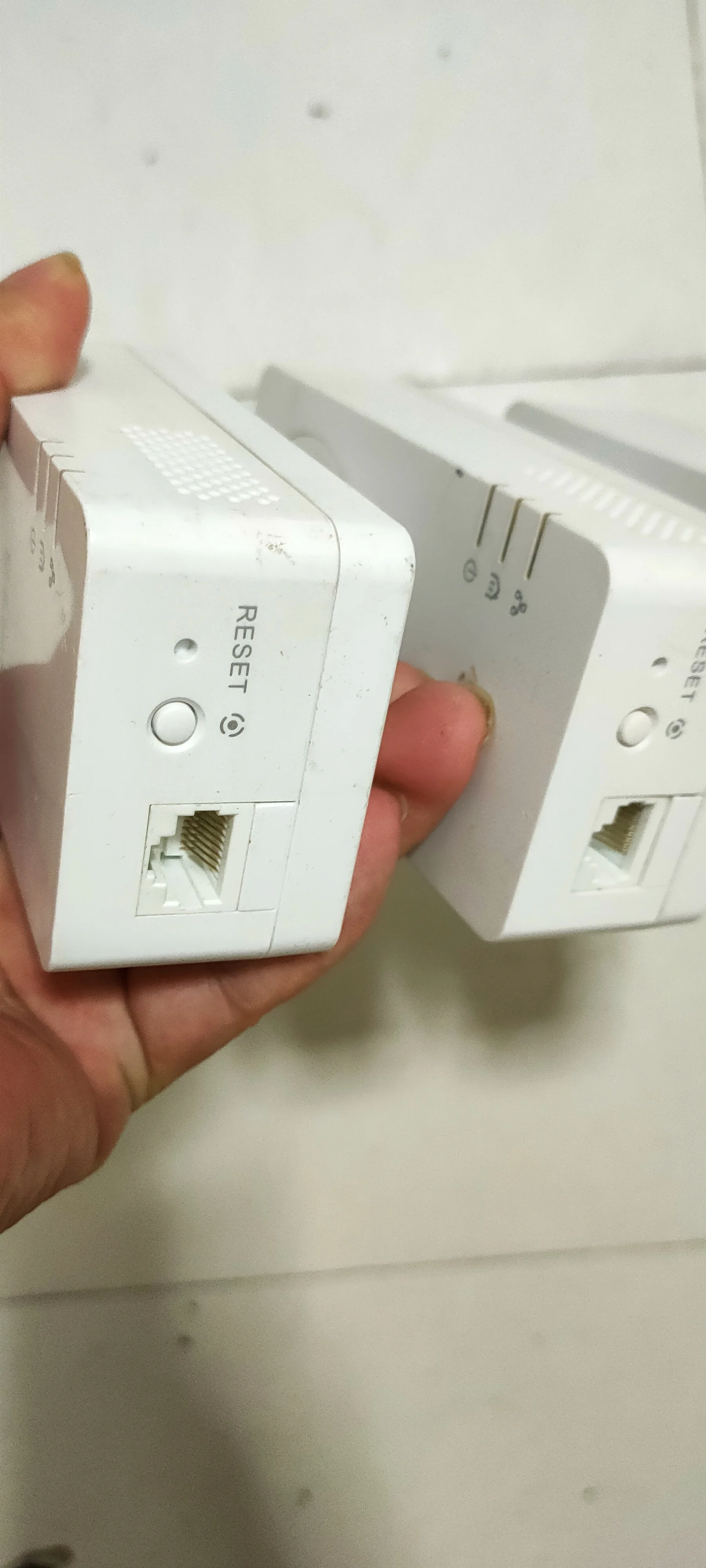 Адаптер для штепсельной вилки до 2000 Мбит/с|Сетевые адаптеры c передачей данных по