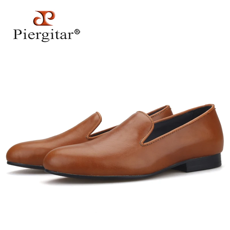 

Piergitar 2021 Genuine Leather Men's Loafer Slippers For Party and Banquet Classic British Style Slip-on Smoking Shoes Plus Size