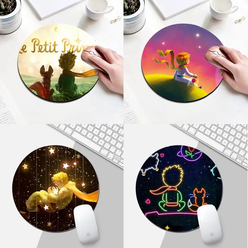 

The Little Prince and The Fox Rubber PC Computer Gaming mousepad Round Desk Gamer Gaming Mat For PC Laptop Round Mouse Pad