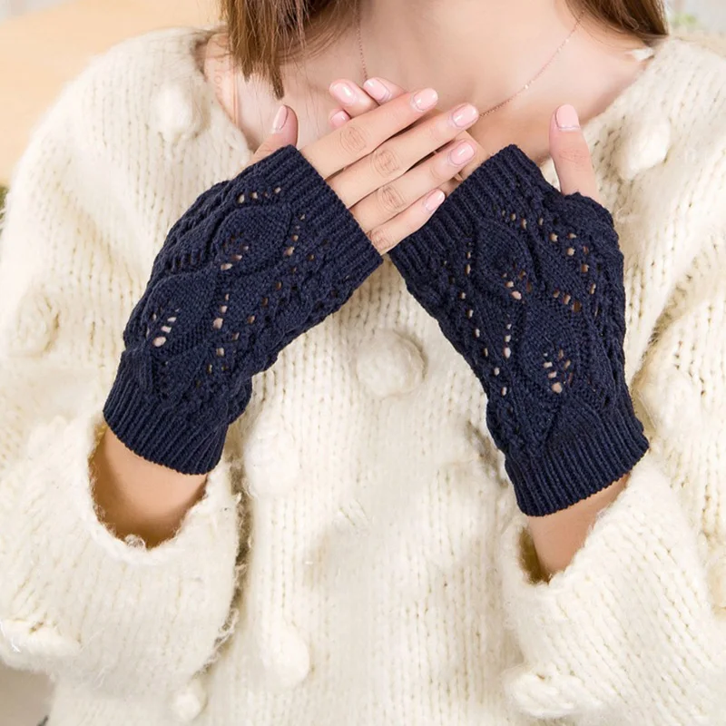 

Женские перчатки с открытыми пальцами, Стильные теплые зимние перчатки, женские вязаные крючком перчатки без пальцев из искусственной шерс...