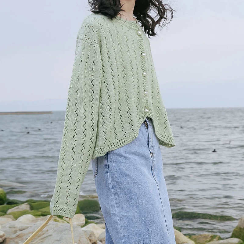 

Dabourfeel Green Loose Thin Knitted Cardigan Pearl Buckle Gentle Long Sleeve Lazy Style All Matched Beach Wear 2021 Summer