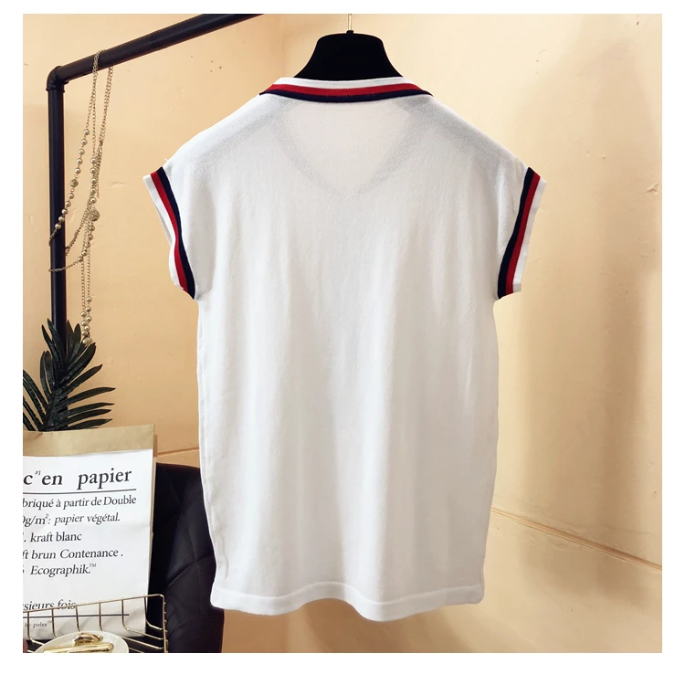 Женский трикотажный свитер из вискозы белый пуловер с круглым вырезом и коротким