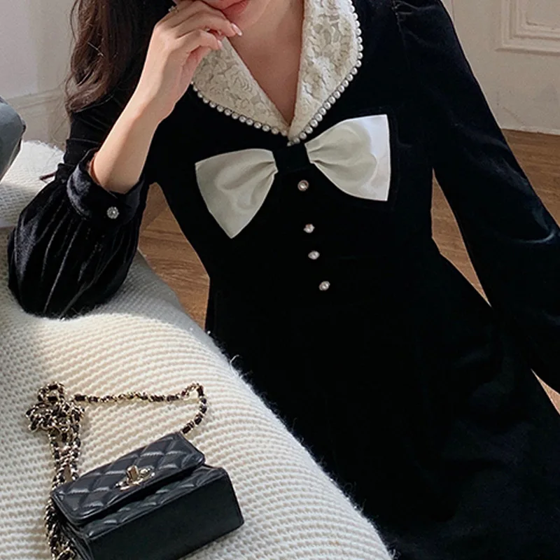 

/Zero point Shangxin] less than 10% retro Hepburn velvet dress women's autumn 18-24 year old gift dress