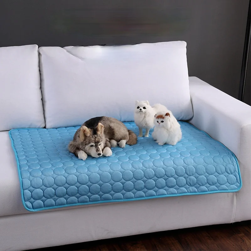

Dog Cooling Mat Washable Summer Cooling Pad Mat for Dogs Cat Breathable Pet Dog Bed Dogs Car Seat Cover Small Dog House