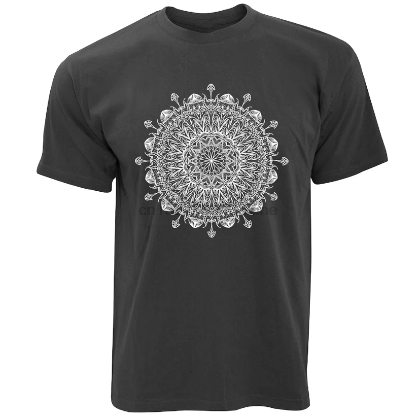 Летняя художественная футболка с рисунком мандалы цветочным принтом и логотипом
