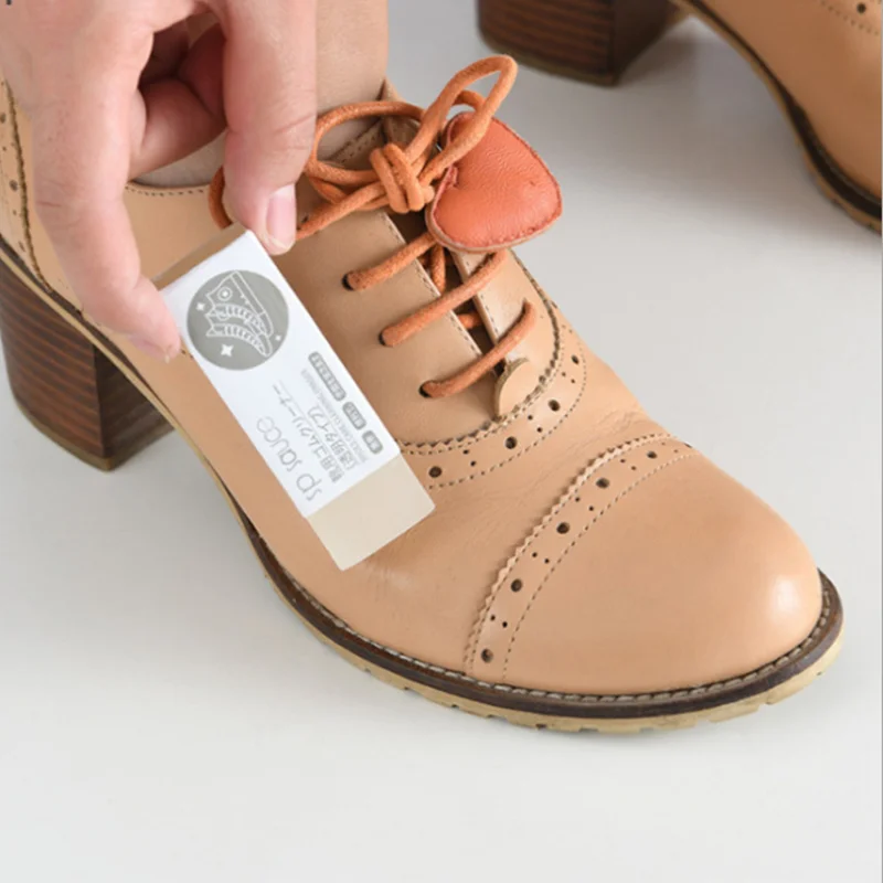 

Decontamination Cleaning Shoe Brushes Used Clean The Surface of Travel White Shoe to Yellow Rubber Shoes Wipe The Leather Velvet