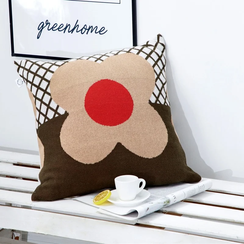 

YIRUIO Sunflower Embroidery Throw Pillow Cover Case Elegant Modern Hotel Coffee Bar Room Decor Sofa Knitted Cushion Cover 45*45