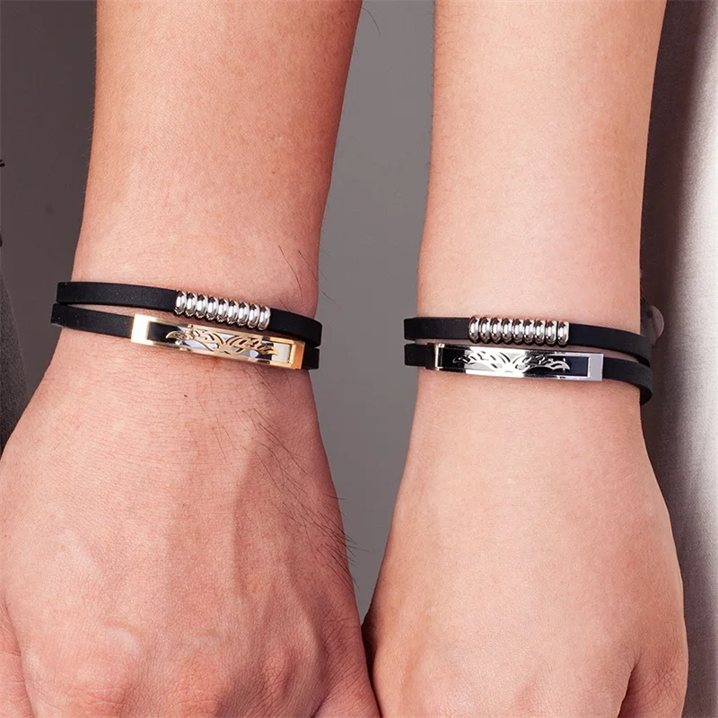 

Vintage Men's Bracelet Stainless Steel Wing Accessories Black Rubber Wristband Couple Wrist Jewelry Fashion Men and Women Bangle
