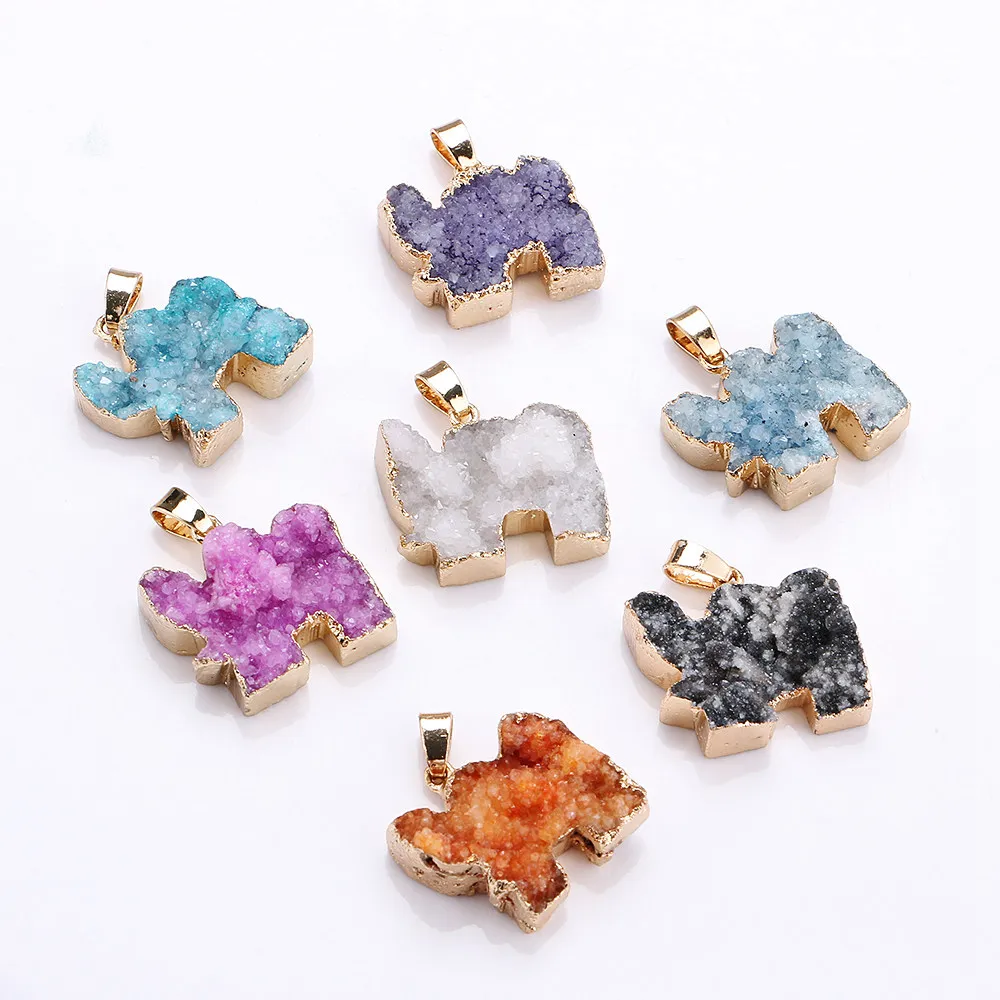 Подвеска в виде бутона из натурального камня ювелирное изделие с кристаллами