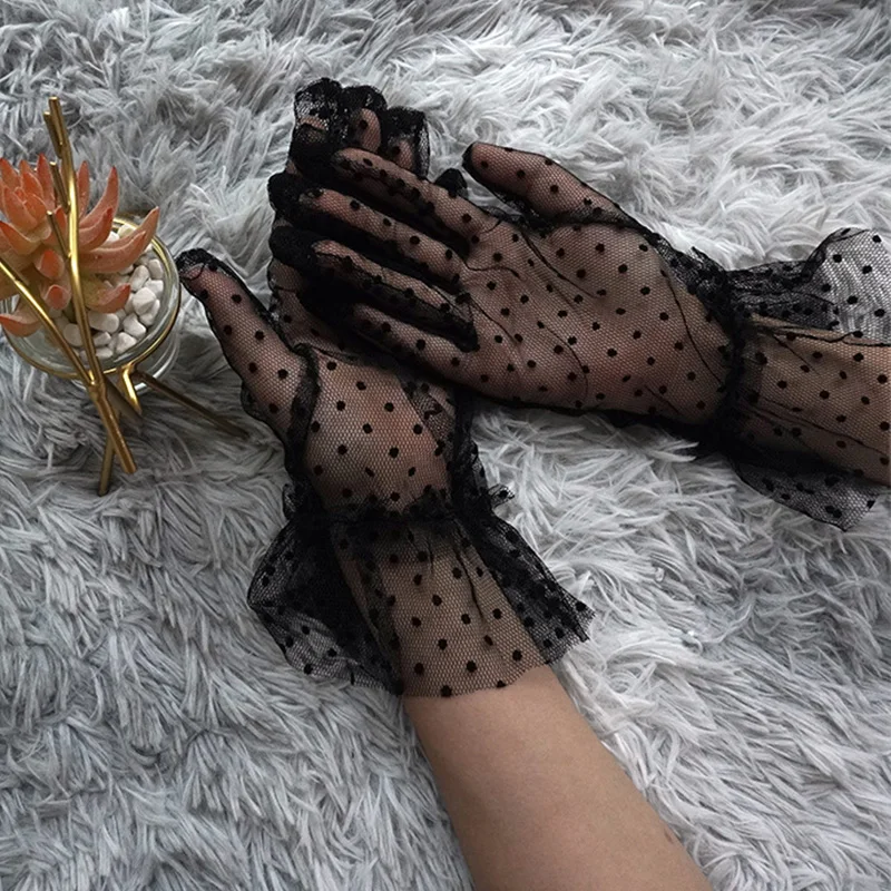 

Summer Women Short Tulle Gloves Stretchy Lace Spots Lotus Leaf Sheers Flexible Full Finger Black Sexy Sunscreen Anti-UV Mittens