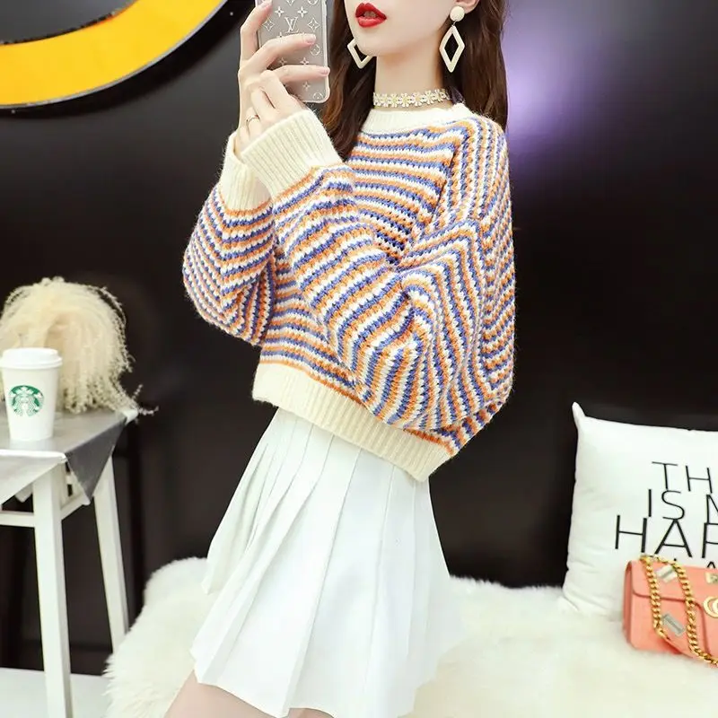 

New style short Pullover loose wear autumn high waist striped Knitted Top