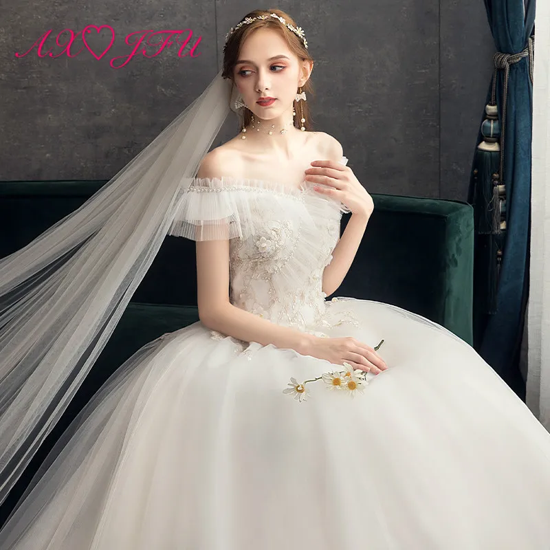 

AXJFU princess white lace wedding dress party vintage boat neck ruffles beading pearls rose flower white wedding dress