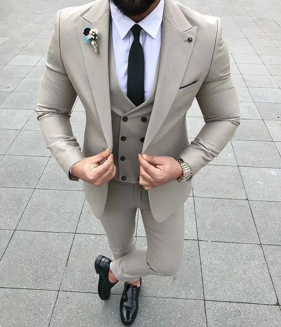 

New 2020 Casual Beige Beach Men Suits Wedding Tuxedos For Men Groomsmen Mens Wedding Suits Groom Suit Groom Tuxedo Bridegroom