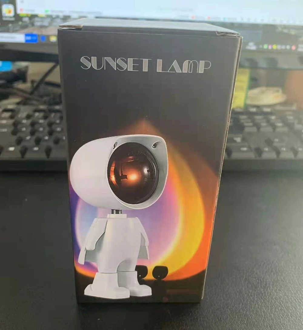 Astronaut Charging Light USB 360 Robot LED Projector Night Rainbow Sunset Selfie Bedroom Atmosphere Table Lamp | Освещение