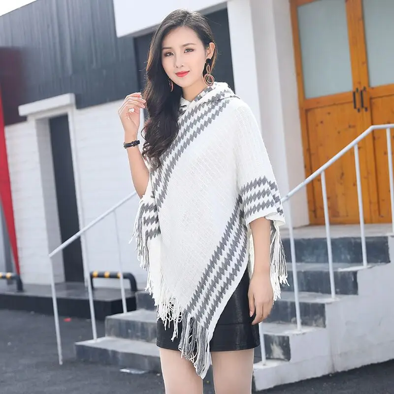 Женский однотонный плащ с круглым вырезом и кисточками для волос свободная шаль