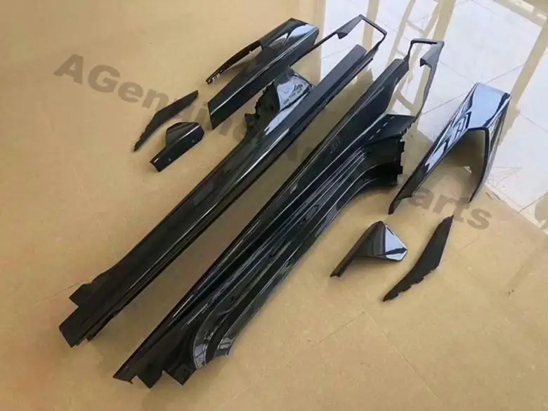 

3 Style High quality Carbon fiber car body side spoiler door side aprons side skirts For Lamborghini Huracan