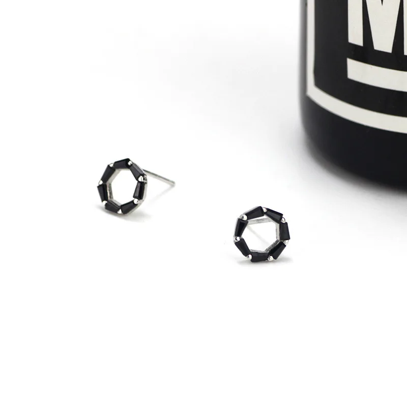 

Серьги-гвоздики из стерлингового серебра 925 пробы, высококачественные женские модные ювелирные украшения с черным и белым цирконием, лидер ...