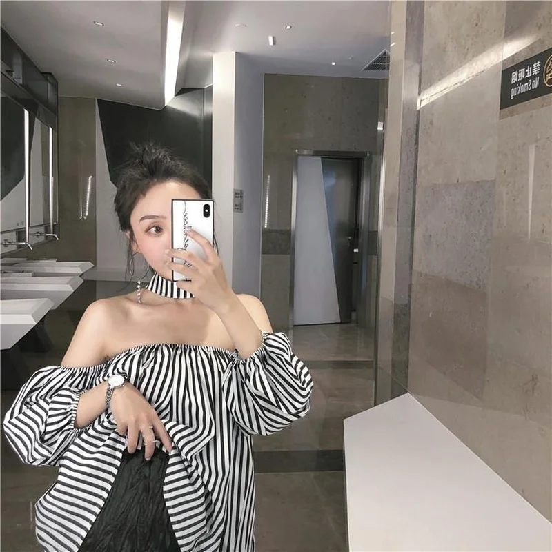

Fashion Women Blouse Lady Loose Off Shoulder Stripe Printed Tops Casual Half Sleeve Shirt Blouses 2021 Summer Clothes Y537