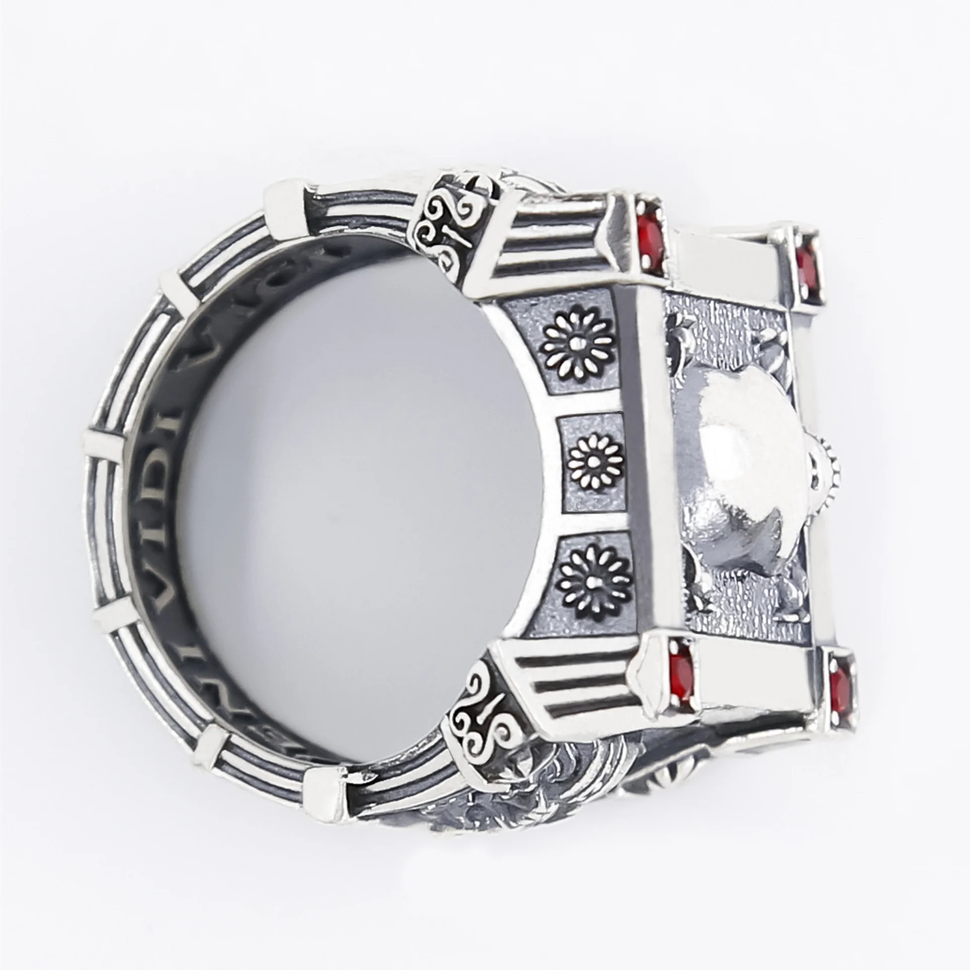 Мужское кольцо с черепом из серебра 925 пробы квадратный комплект вампира