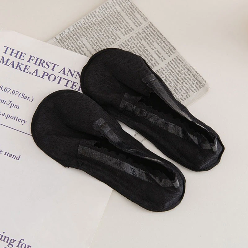 

New Lace Low Boat Sock Polka Dot Comfort Non-slip Socks Soft Trendy Invisible Socks Spring Summer Woman Girls Socks Fashion