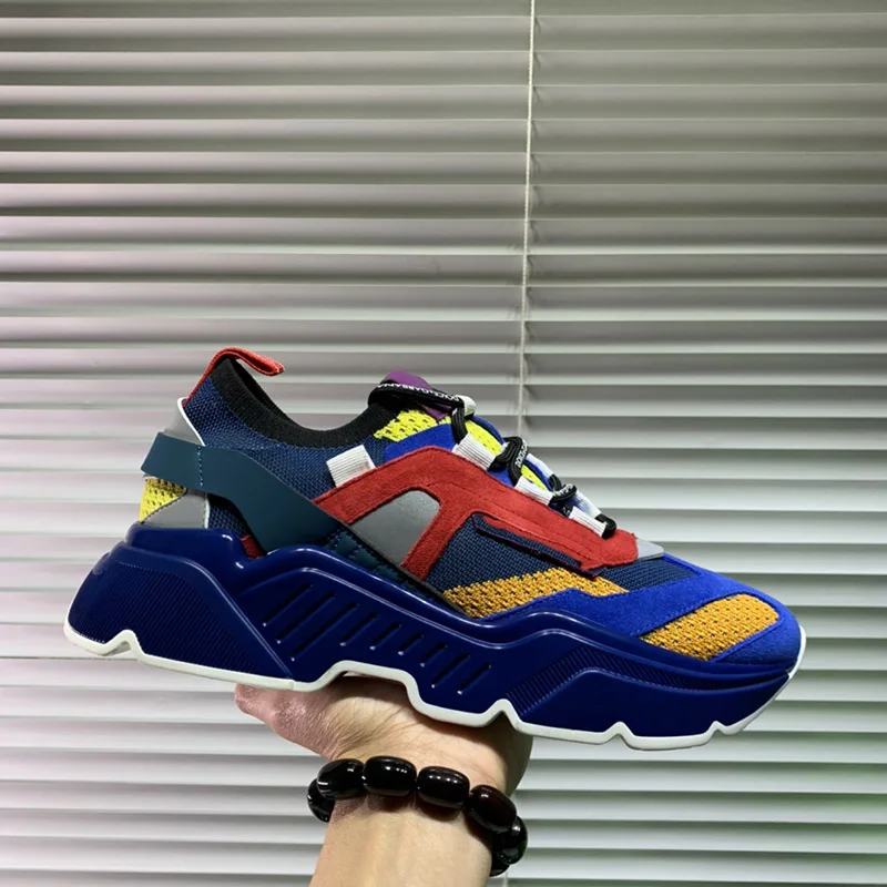 

New Men's and women's running shoes Soft and comfortable Ultra light and breathable Jogging outdoors Mesh shoes