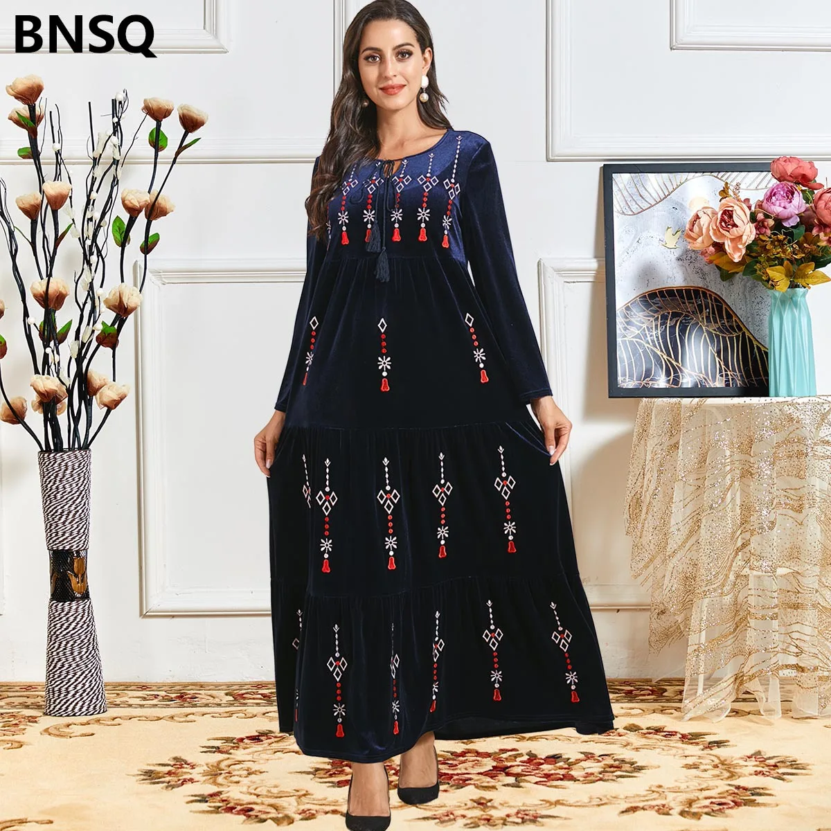 

Autumn And Winter Dubai Women's Dark Blue Thickened Middle East Gold Velvet Ethnic Embroidery Multi-layer Pleated Arab Muslim Lo