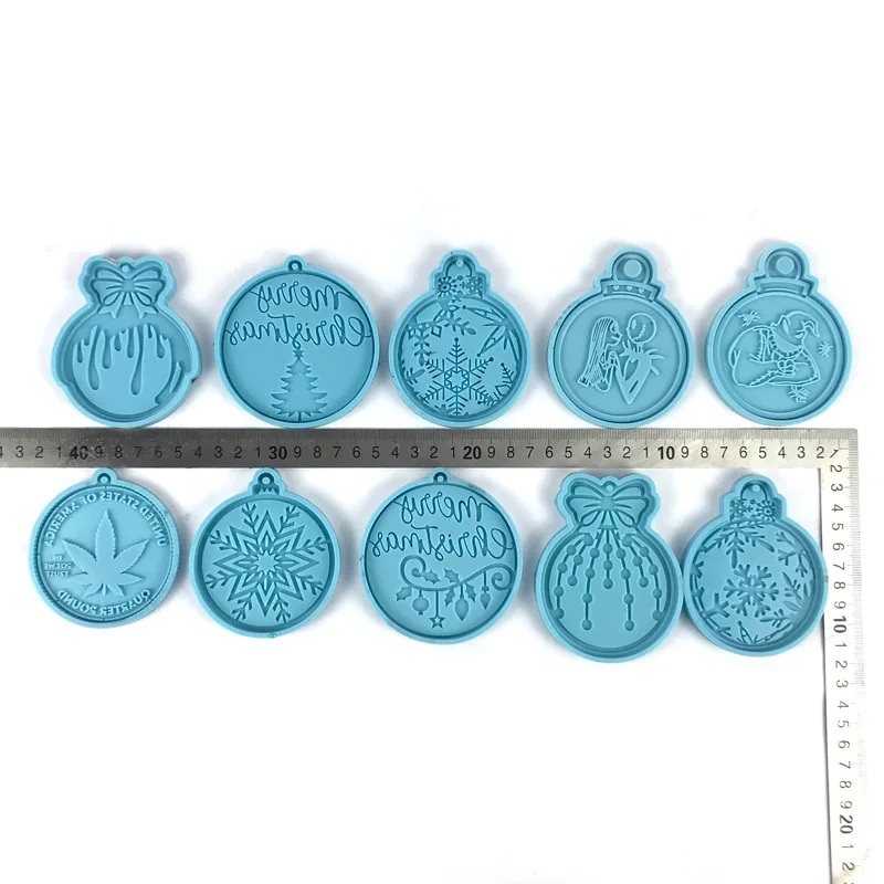

Silicone Moulds Christmas Ball Keychain Resin Crafts Silicone Mold Pendant Clay Molds New Year Candy Chocolate Jewelry Making