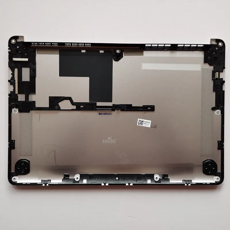 новый ноутбук нижней части к