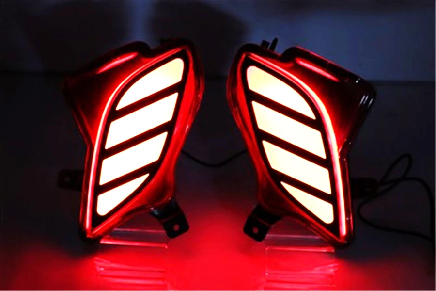 

1Pair Rear Bumper LED Brake Light/Turn Signal Lights for Toyota Highlander 2020-2021