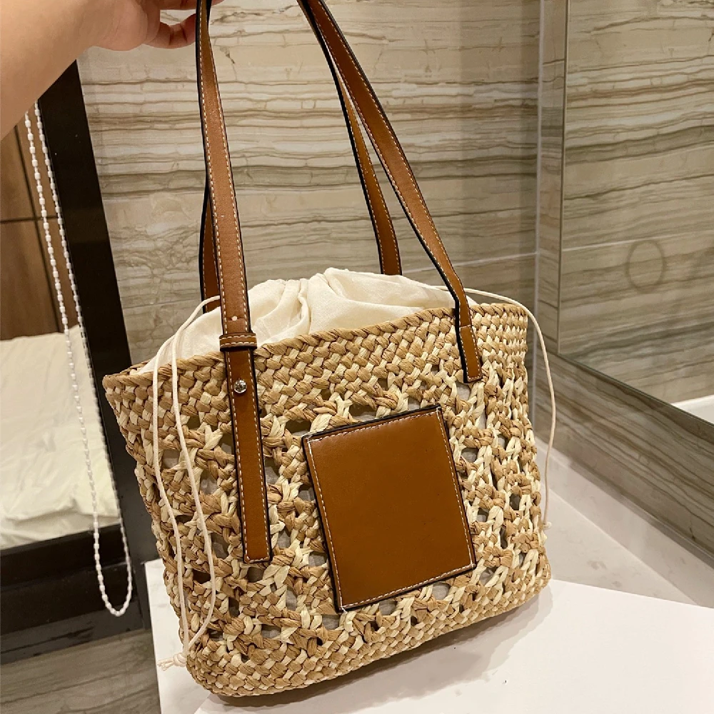 Ladies straw woven bucket bag Ladies portable shopping bag Drum bag Pen holder bag Fashionable all-match water cup set